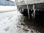 SHMÚ: Na západe Slovenska sa môže v sobotu v noci vyskytnúť poľadovica
