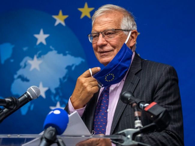Borrell vyjadril znepokojenie pre situáciu na Ukrajine