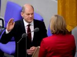 Olaf Scholz sa zložením prísahy stal novým nemeckým kancelárom