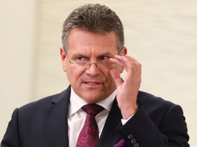 Politico vníma Šefčoviča ako muža schopného v mene EÚ uzatvárať dôležité dohody