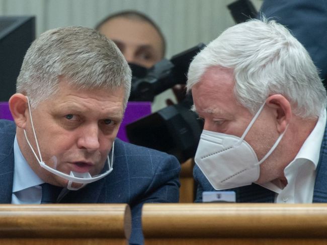 Smer-SD kritizuje návrh reformy nemocníc,rozprava k zákonu sa skončila
