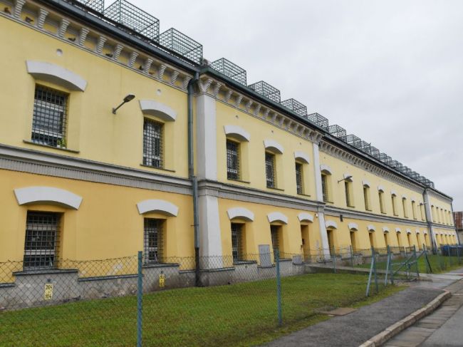 Väzeň v cele surovo dobil spoluväzňa, prípad rieši polícia