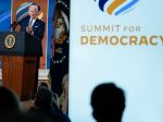 Demokracia nepozná hranice, vyhlásil na záver summitu Biden