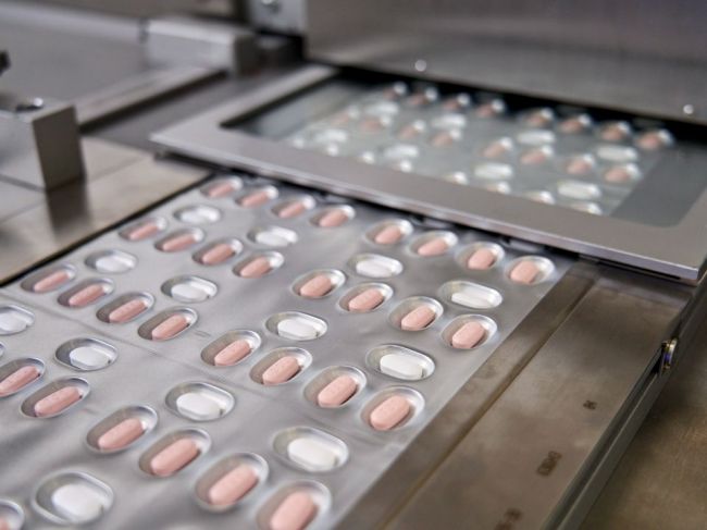 Pfizer: Výsledky potvrdili účinnosť lieku Paxlovid voči hospitalizácii i úmrtiam