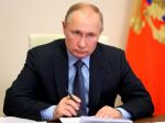 Putin vyzval na okamžité rokovania s NATO, žiada bezpečnostné záruky