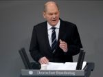 Nemecký kancelár Scholz sľúbil víťazstvo proti covidu a upozornil na extrémizmus
