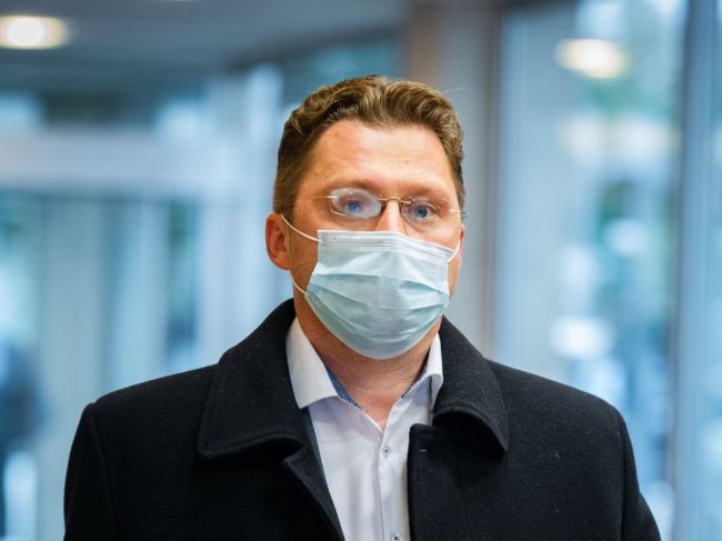 Visolajský žiada prezidentku o stretnutie, verí, že reformu nemocníc nepodpíše