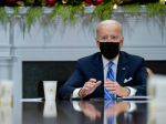 Biden varoval, že omikron sa začne šíriť oveľa rýchlejšie