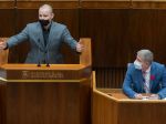 Na povinnom očkovaní zhoda nie je, nezaradení poslanci predložili novelu