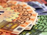 Neznámy páchateľ si mal ponechať peniaze nájdené v bankomate