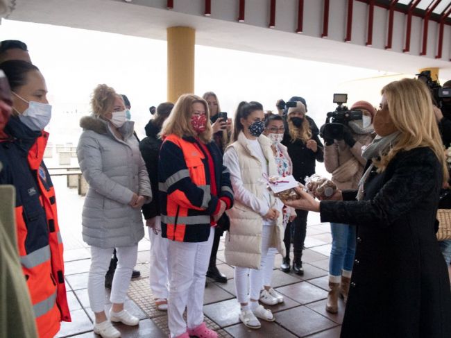 Prezidentka sa poďakovala všetkým, ktorí musia byť počas Vianoc v práci