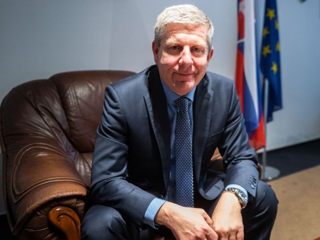 Sviatky si v kruhu rodiny vychutnávajú minister zdravotníctva aj poslanci