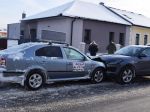 Opitý vodič taxislužby spôsobil v Poprade autonehodu, ťažko sa zranil
