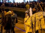 Proti sprísneniu opatrení v Nemecku protestovali tisíce ľudí