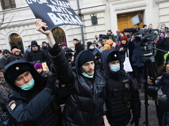 Ruský súd nariadil zrušenie činnosti ľudskoprávnej organizácie Memorial