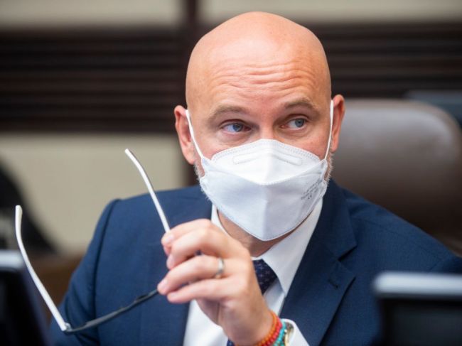 Gröhling: Koncom roka 2022 môže v školstve chýbať až 1300 učiteľov