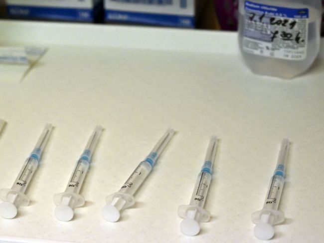 Pfizer a BioNTech vyvíjajú mRNA vakcínu proti pásovému oparu