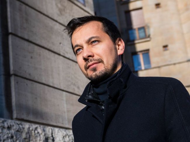 SNS vyzýva Šeligu, aby nezasahoval do činnosti generálneho prokurátora