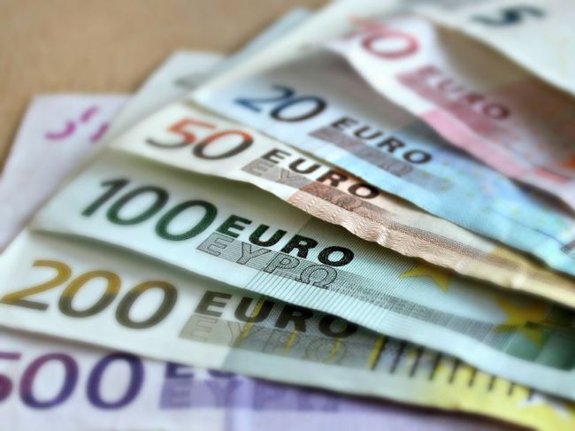V Česku sa začala éra drahých peňazí, medzi firmami rastie záujem o eurové úvery