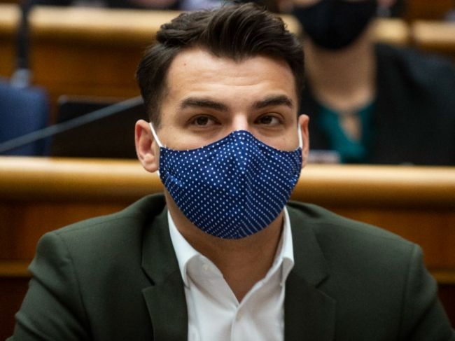 Peter Pollák ml. odsudzuje rasistický vtip v denníku Plus 1 deň