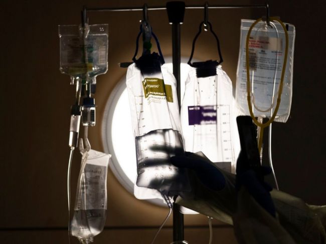 Počet hospitalizovaných naďalej klesá, najviac nakazených pribudlo v Bratislavskom kraji