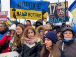 Porošenko sa vrátil na Ukrajinu, ešte dnes predstúpi pred súd v Kyjeve