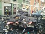 Hasiči zasahujú pri výbuchu propán-butánových fliaš, na mieste vypukol požiar