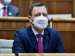 Dostanú školáci kvôli omikronu trojtýždňové prázdniny? Heger prezradil viac