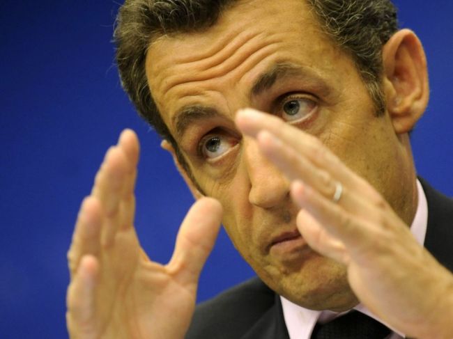 Francúzsky súd udelil tresty viacerým spolupracovníkom exprezidenta Sarkozyho