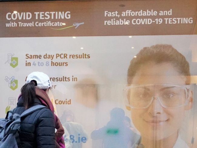 Írsko ruší od soboty takmer všetky obmedzenia proti koronavírusu