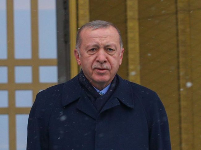 Tureckú novinárku zatkli pre urážku Erdogana
