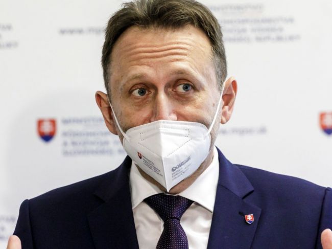 Hlas-SD i Zsolt Simon vyzývajú agroministra Vlčana na okamžitú demisiu