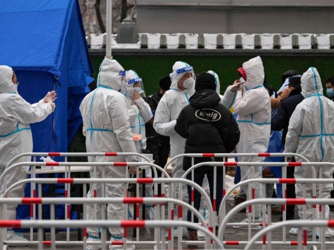 Čína zrušila mesiac trvajúci lockdown v meste Si-an s 13 miliónmi obyvateľov