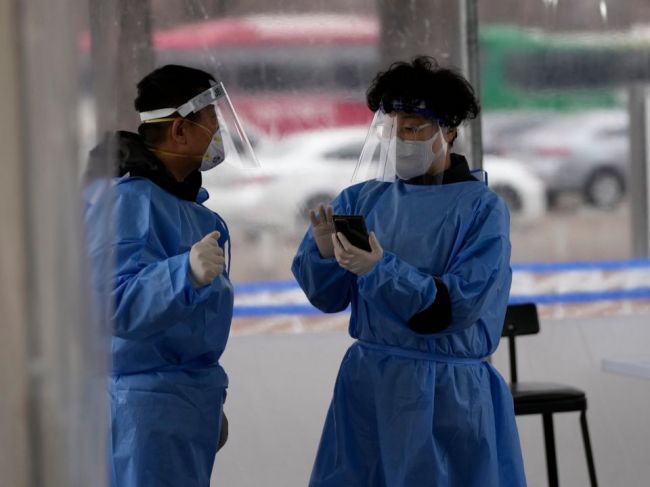 Kórea zaznamenala rekordné počty nových prípadov nákazy koronavírusom
