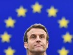 Putin bude v piatok telefonovať s Macronom