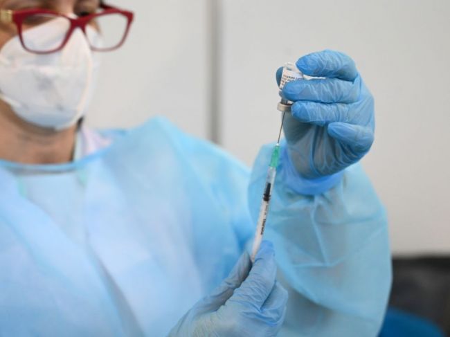 ŠÚKL eviduje 10.586 hlásených podozrení na nežiaduce účinky vakcín