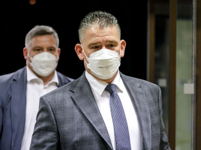 Mikulec uviedol, že k ďalším skartáciám archívnych spisov na ministerstve vnútra nepríde