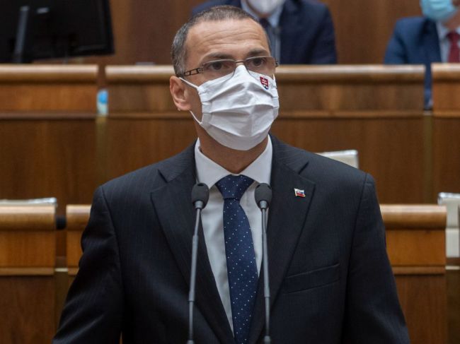Ústavnoprávny výbor s Marošom Žilinkom zvolali na utorok