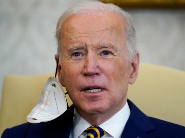 Biden: Spojené štáty sú pripravené na akýkoľvek scenár ohľadom Ukrajiny