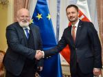 Premiér hovoril s Timmermansom aj o zelených investíciách z plánu obnovy