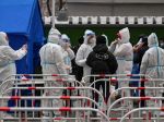 V Číne zaviedli lockdown pre obyvateľov mesta v blízkosti hraníc s Vietnamom
