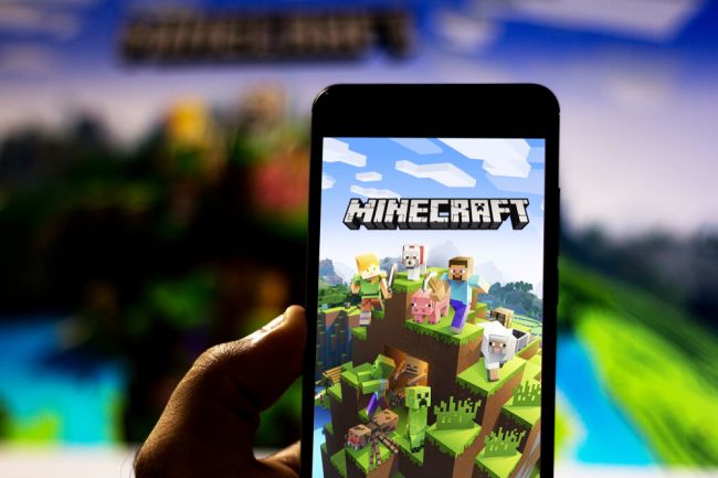 Trom ruským chlapcom hrozia pre hru Minecraft vysoké tresty väzenia