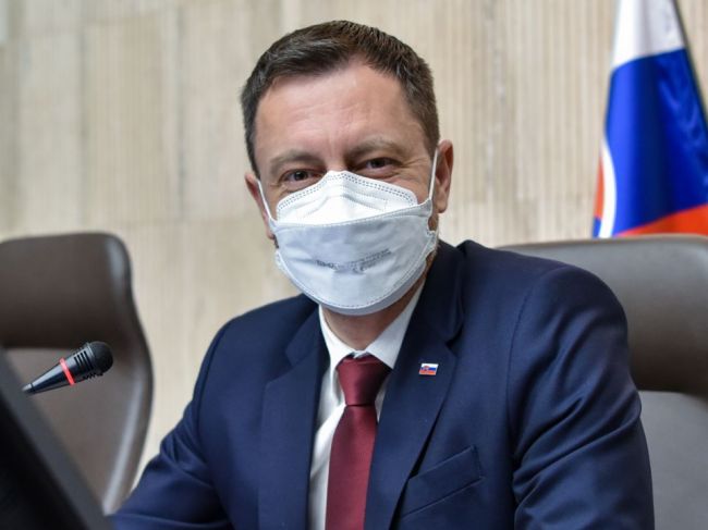 Premiér: Poslanci sa postavili za bezpečnosť Slovenska