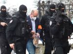 Troch obvinených v kauze Dobytkár prepustili na slobodu
