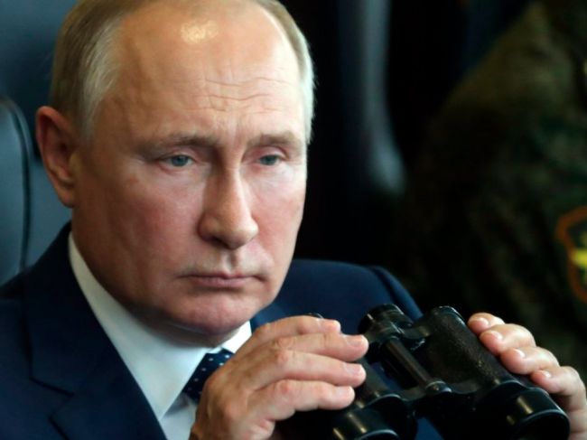 Biden varoval spojencov, že Putin sa už rozhodol pre inváziu