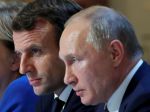 Macron Putinovi: Úprimný dialóg je nezlučiteľný s eskaláciou napätia