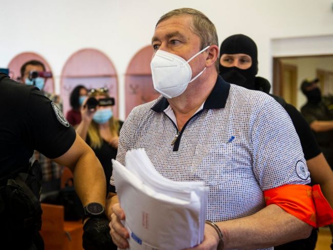 Ústavný súd odmietol sťažnosť Dušana Kováčika proti rozhodnutiu o jeho väzbe