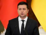 Zelenskyj žiada politikov a oligarchov, aby sa do 24 hodín vrátili na Ukrajinu