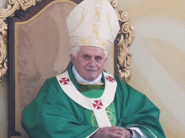 Katolícki biskupi vyjadrili v liste podporu Benediktovi XVI.