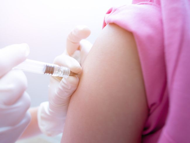 Vakcína proti HPV sa bude deťom preplácať